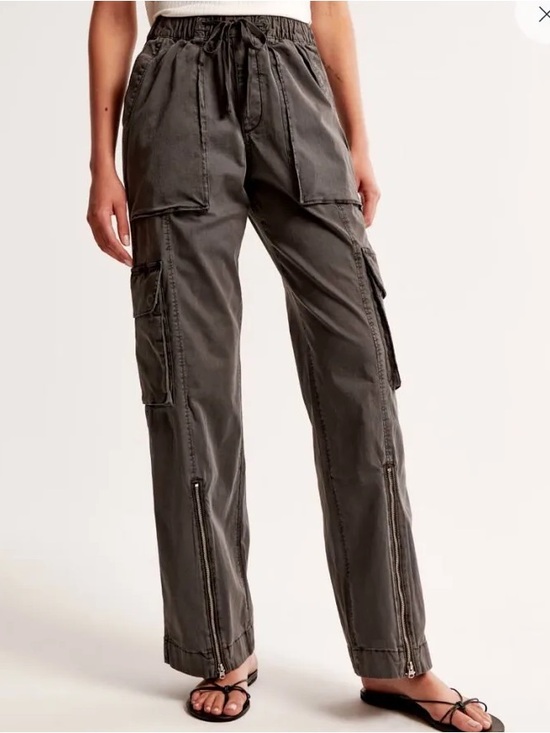 Abercrombie & Fitch Pants - Abercrombie & Fitch Pull-On Wide Leg Cargo Pants